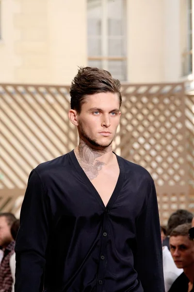 Look 53
